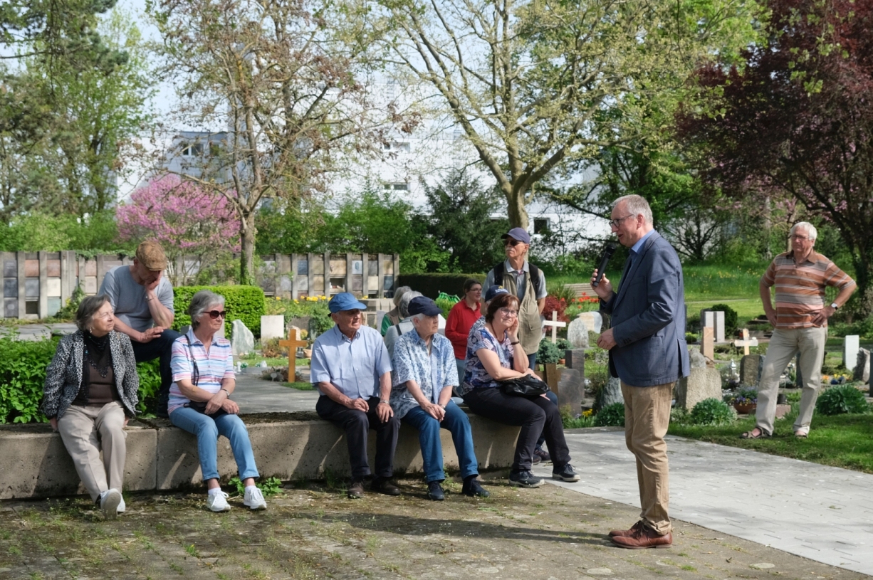 2024 04 13 208 Friedhofspaziergang