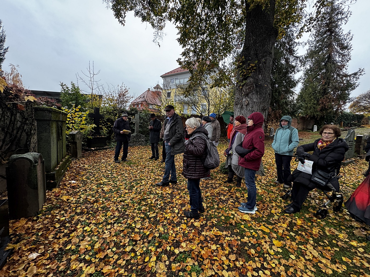 2025 11 09 Grabsteinrundgang3 web