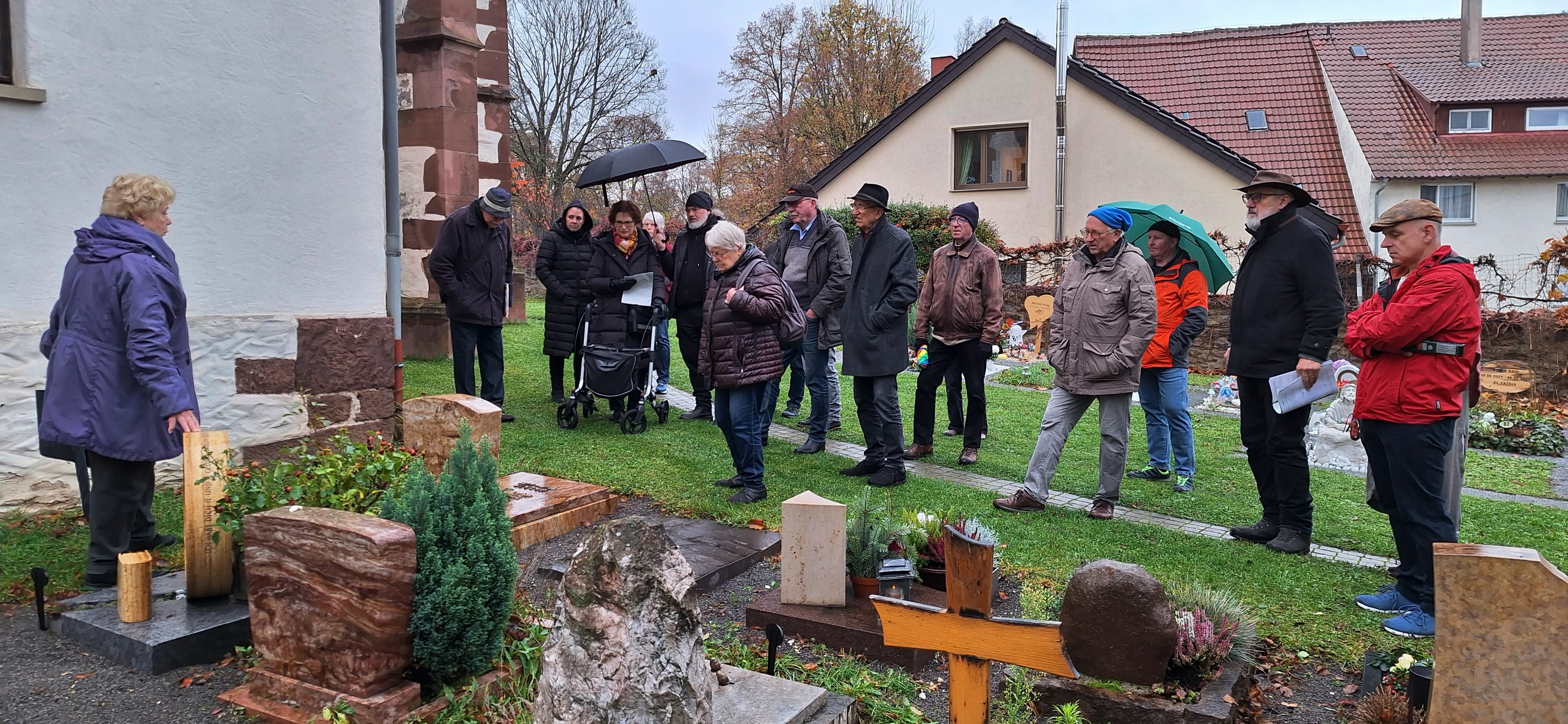 2025 11 09 Grabsteinrundgang2 web