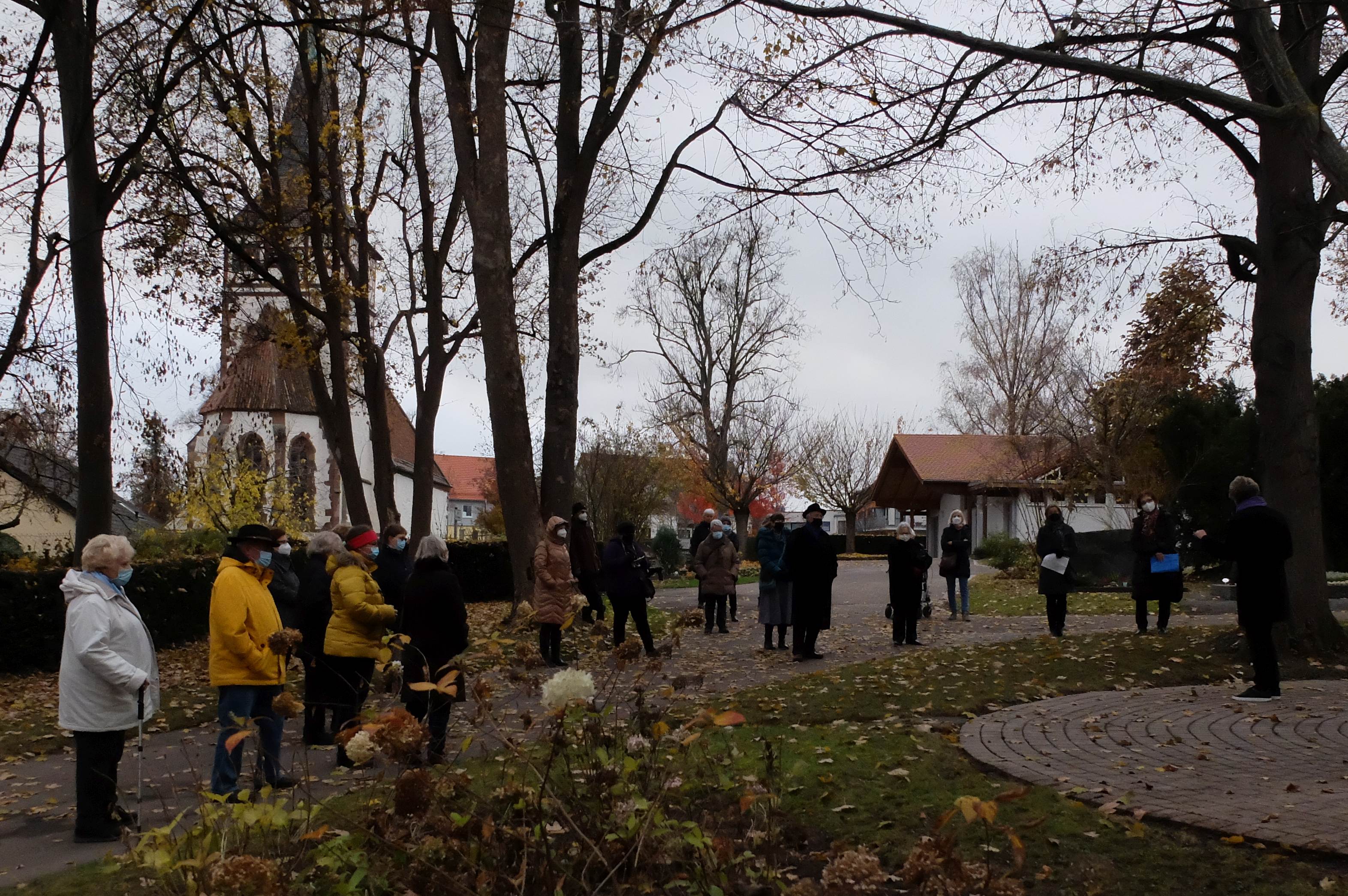 2021 11 21 134 Friedhofsrundgang